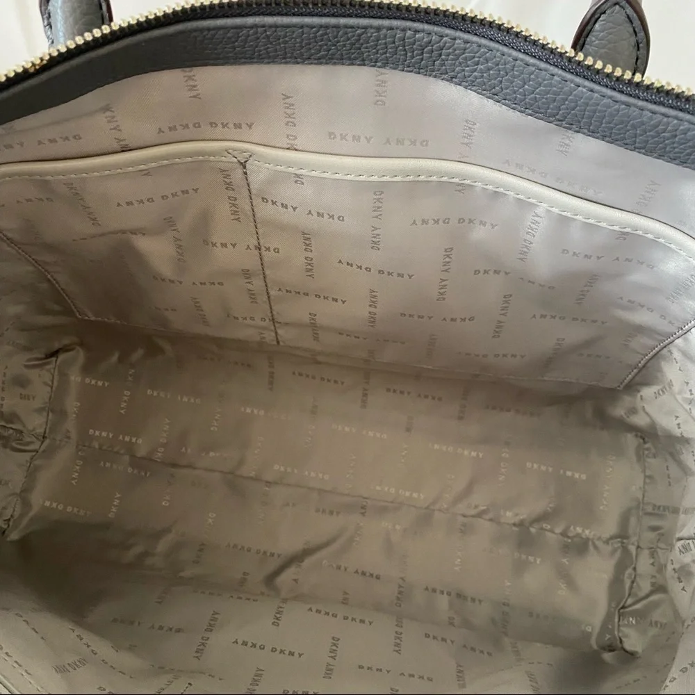 ✨BNWT DKNY Erin Luxury Grey Leather Crossbody Satchel Bag - Laptop Friendly✨